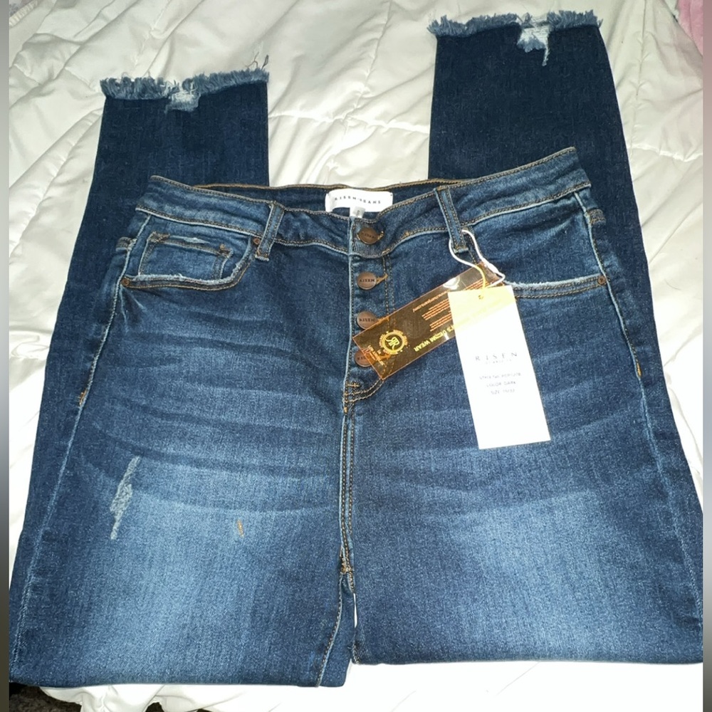 Risen Skinny Frayed Ankle with Dark Wash